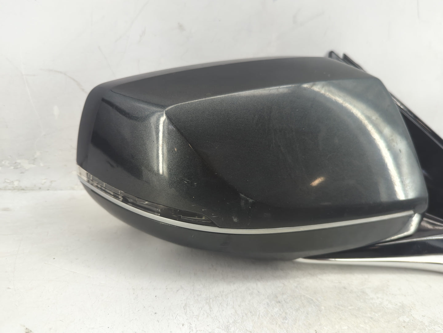 2018 Cadillac Xt5 Passenger Side View Mirror - Right Door Mirror OEM Used - Oemusedautoparts1.com