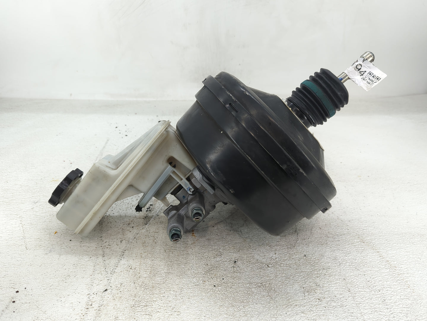 2017-2020 Cadillac Xt5 Power Brake Booster Oem 1423194 - Oemusedautoparts1.com