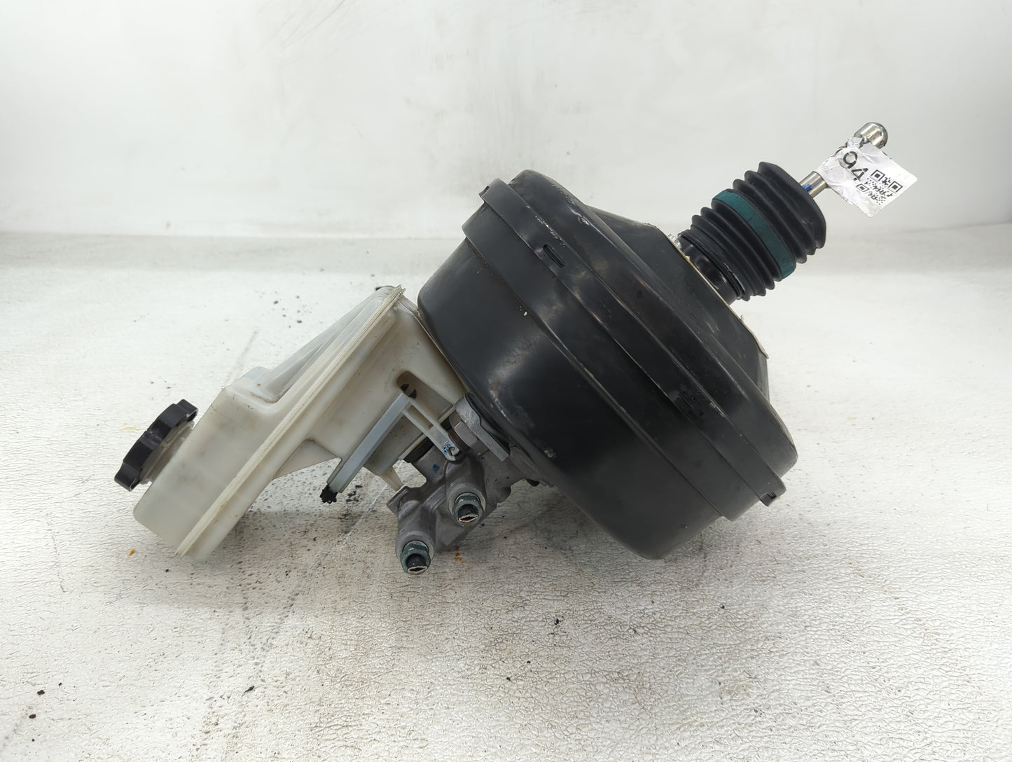 2017-2020 Cadillac Xt5 Power Brake Booster Oem 1423194 - Oemusedautoparts1.com