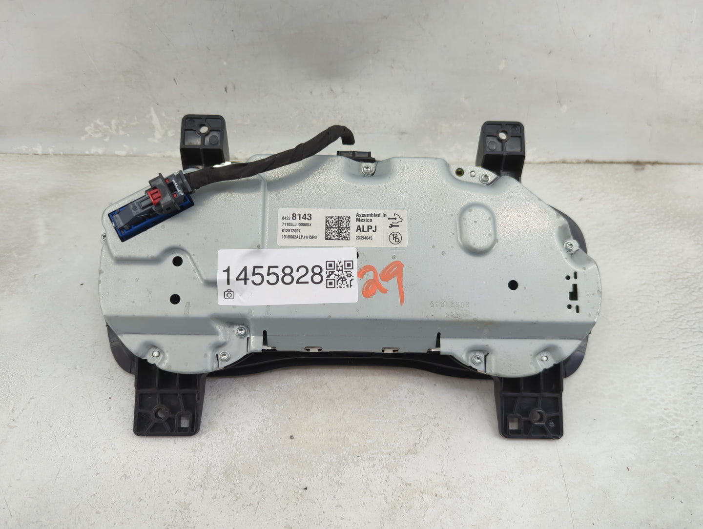 2018-2019 Cadillac Xt5 Instrument Cluster Speedometer Gauges P/N:84228143 28594045, 28436104 Miles: Fits Fits 2018 2019 OEM 