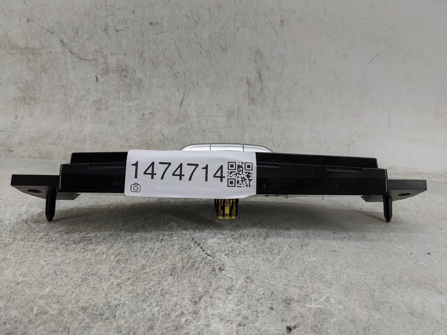 2017-2020 Cadillac Xt5 Climate Control Module Temperature AC/Heater Replacement P/N:84295779 737020000000X Fits OEM Used Aut
