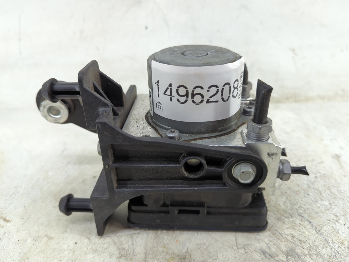 2018-2020 Cadillac Xt5 ABS Pump Control Module Replacement P/N:8440 8130 A007G190, 8511207 Fits Fits 2018 2019 2020 OEM Used