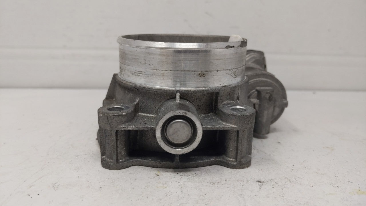2017-2018 Cadillac Xt5 Throttle Body P/N:12671014 12648414, 1267 1014 Fits Fits 2016 2017 2018 2019 OEM Used Auto Parts - Oe