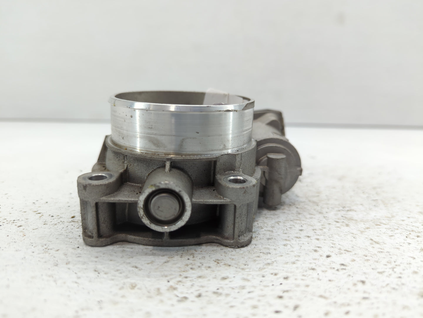 2017-2020 Cadillac Xt5 Throttle Body P/N:12671014 Fits Fits 2016 2017 2018 2019 2020 2021 2022 OEM Used Auto Parts - Oemused