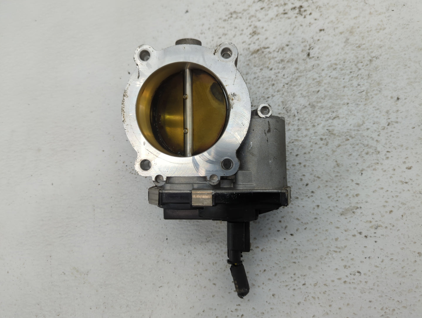 2017-2020 Cadillac Xt5 Throttle Body P/N:12671014 Fits Fits 2016 2017 2018 2019 2020 2021 2022 OEM Used Auto Parts - Oemused