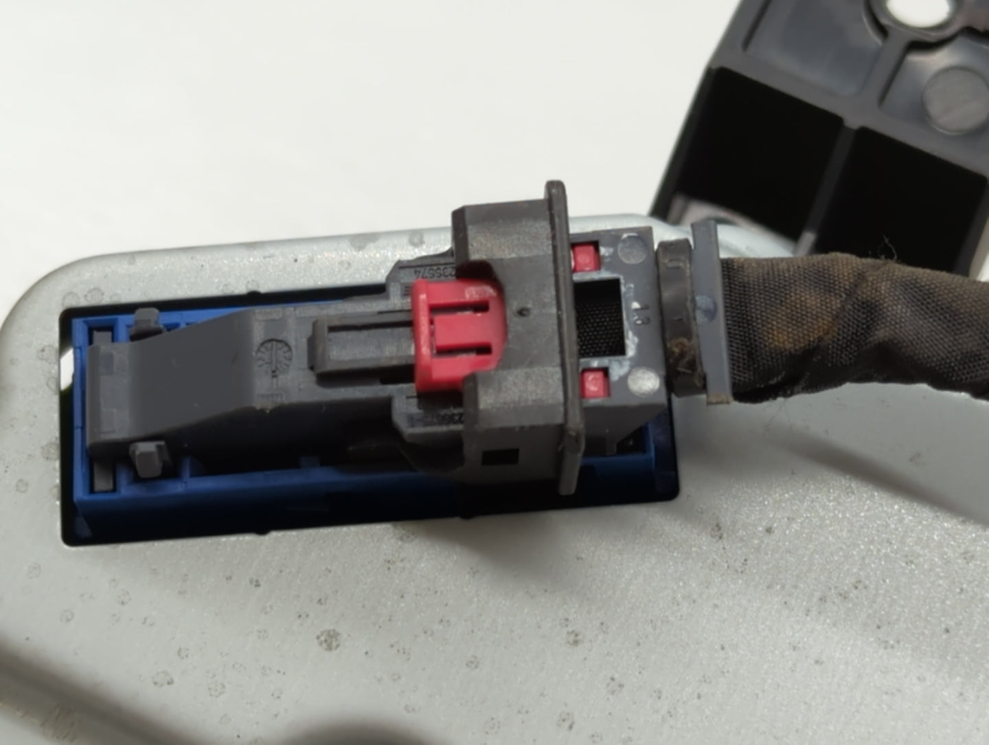 2018 Cadillac Xt5 Instrument Cluster Speedometer Gauges P/N:84228143 Fits OEM Used Auto Parts - Oemusedautoparts1.com