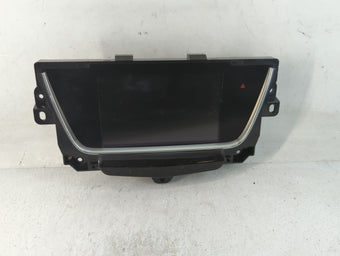 compare product 2018 Cadillac Xt5 Information Display Screen