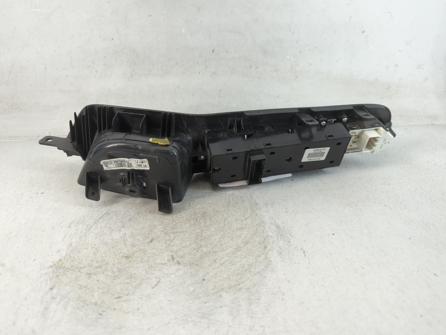 2017-2020 Cadillac Xt5 Master Power Window Switch Replacement Driver Side Left P/N:93570-2T500 Fits Fits 2017 2018 2019 2020