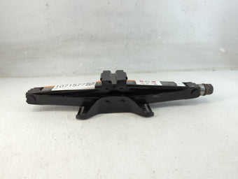 compare product 2018 Cadillac Xts Spare Scissor Car Jack