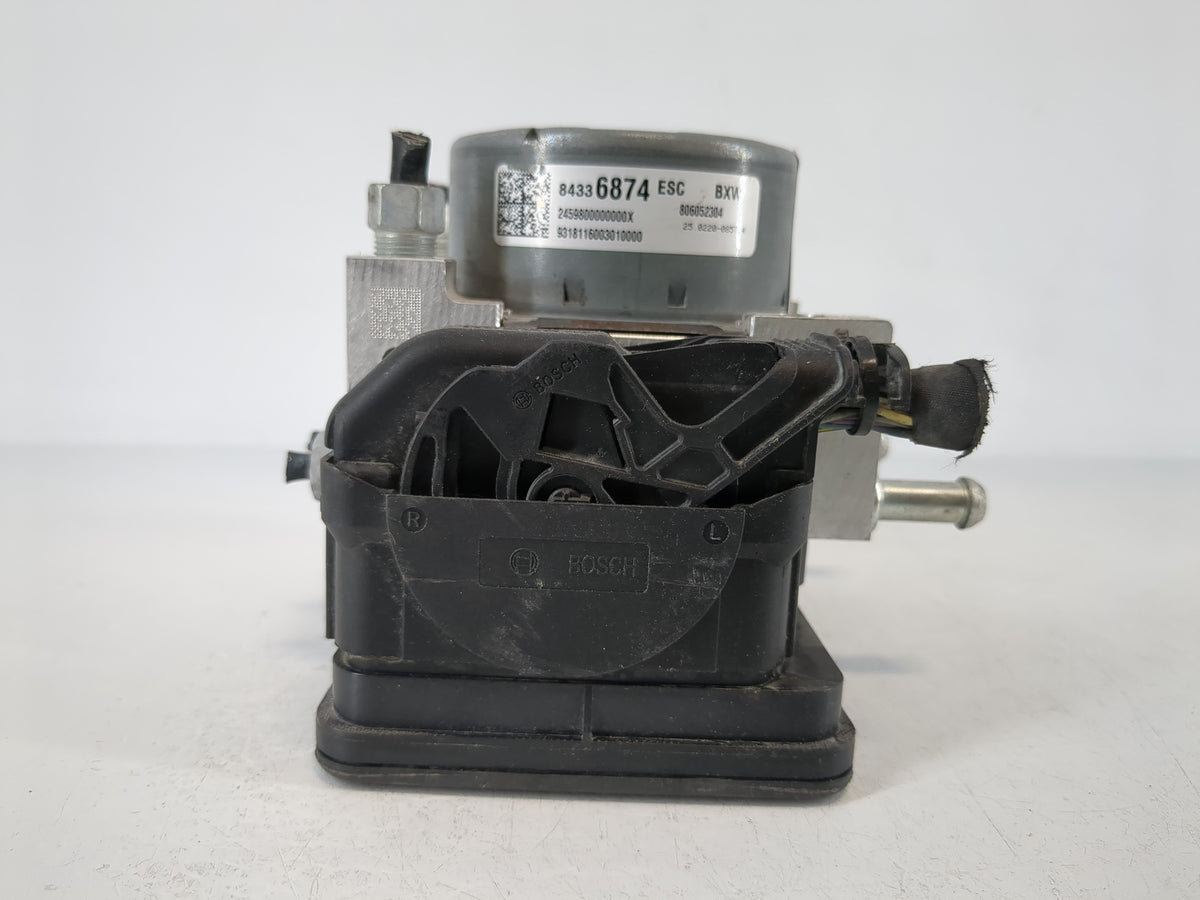 2018 Cadillac Xts Anti-Lock Brake ABS Pump Module Actuator OEM P/N:84336874 Fits OEM Used Auto Parts - Oemusedautoparts1.com