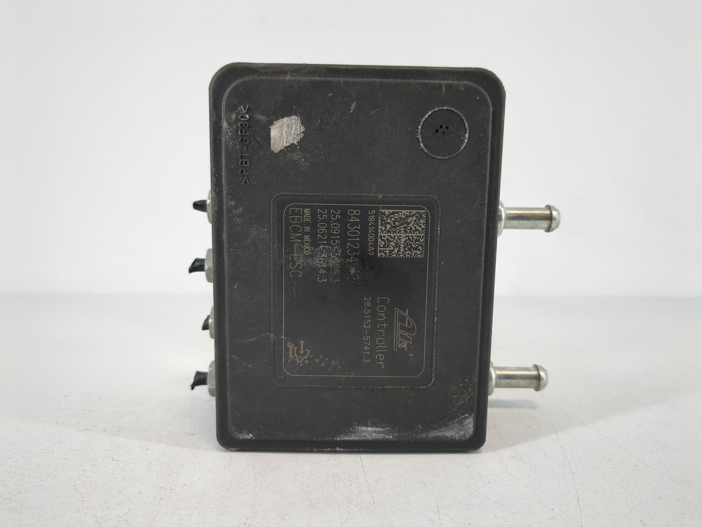 2018 Cadillac Xts ABS Pump Control Module Replacement P/N:84336874 Fits OEM Used Auto Parts - Oemusedautoparts1.com