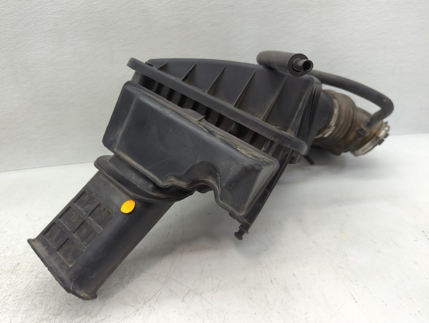 2015-2019 Cadillac Xts Air Cleaner Intake-duct Hose Tube - Oemusedautoparts1.com