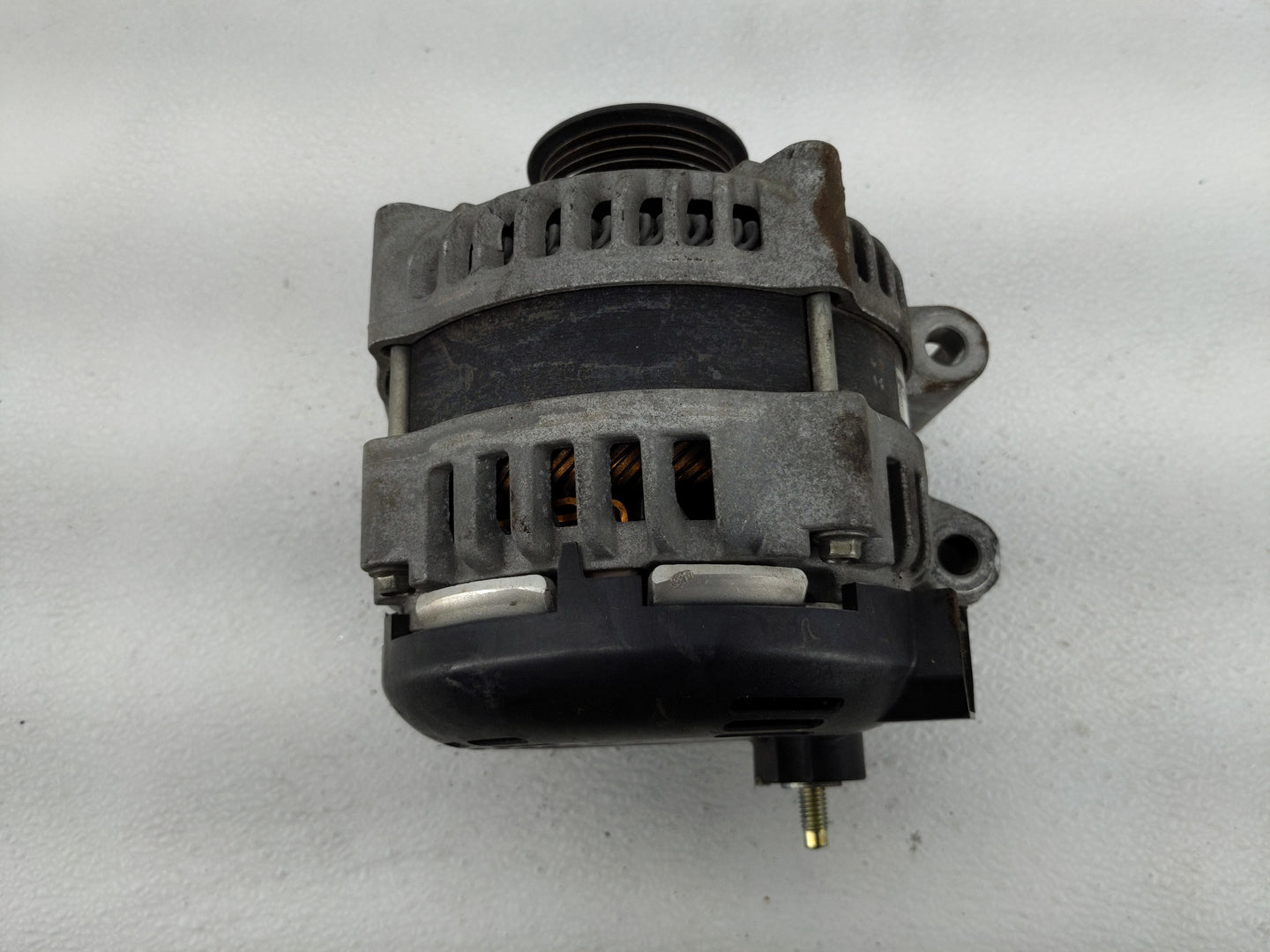 2013-2019 Cadillac Xts Alternator Replacement Generator Charging Assembly Engine OEM P/N:104210-6011 Fits OEM Used Auto Part