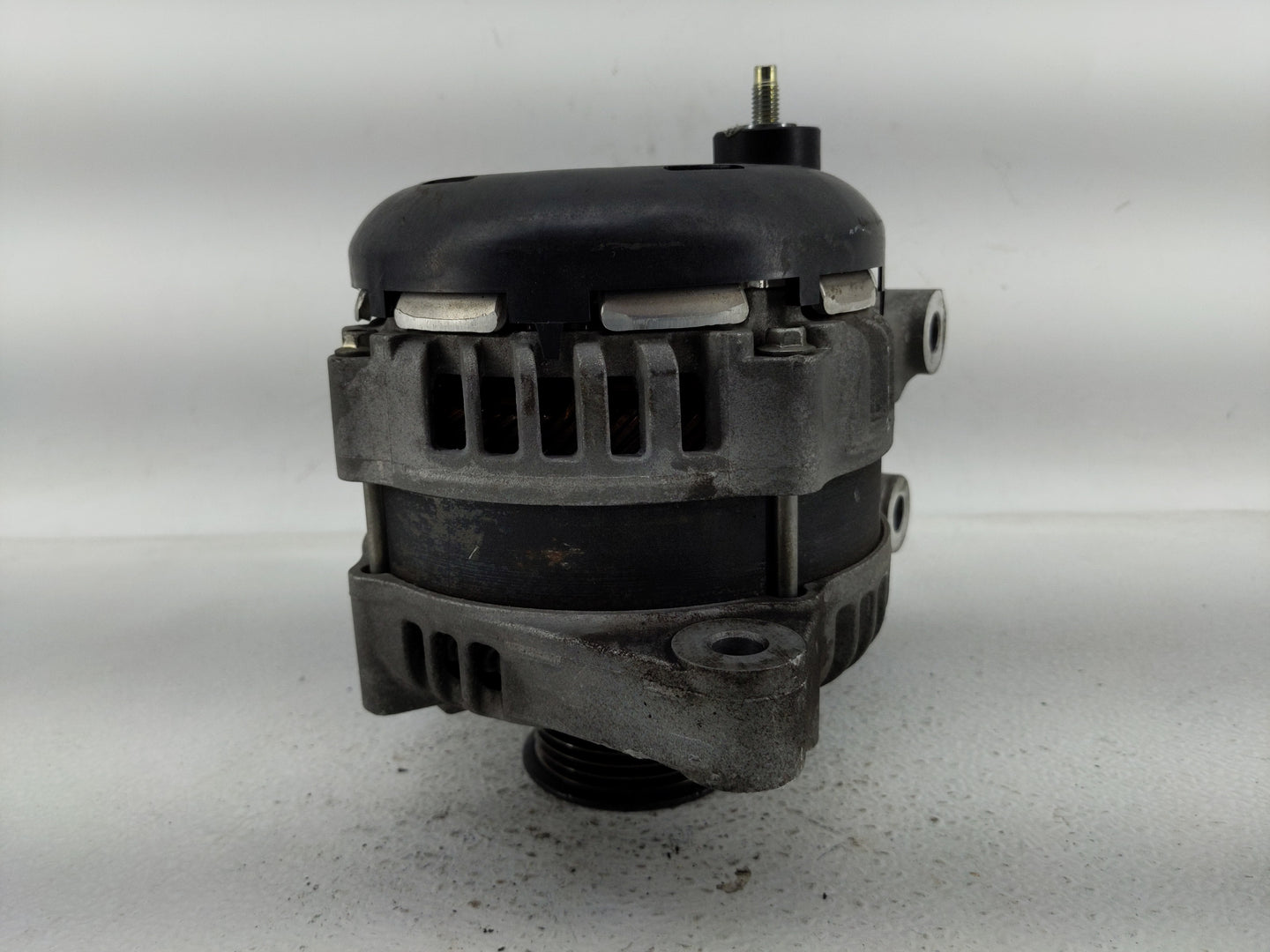 2013-2019 Cadillac Xts Alternator Replacement Generator Charging Assembly Engine OEM P/N:104210-6011 Fits OEM Used Auto Part