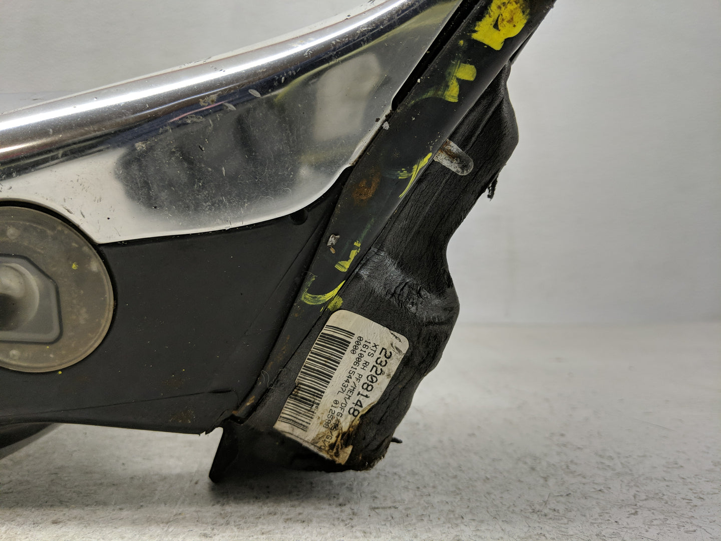 2016-2019 Cadillac Xts Passenger Side View Mirror - Right Door Mirror OEM Used - Oemusedautoparts1.com