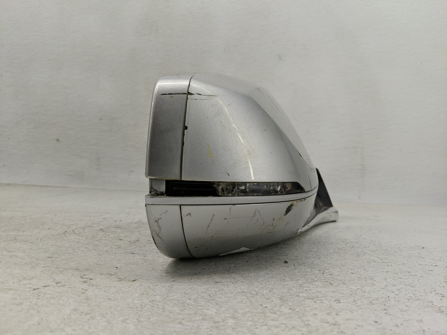 2016-2019 Cadillac Xts Passenger Side View Mirror - Right Door Mirror OEM Used - Oemusedautoparts1.com