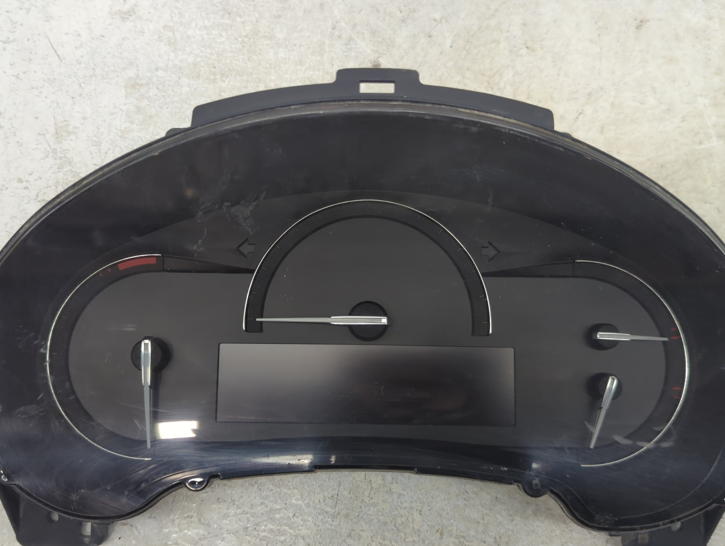 2018 Cadillac Xts Instrument Cluster Speedometer Gauges P/N:84417242 Fits OEM Used Auto Parts - Oemusedautoparts1.com