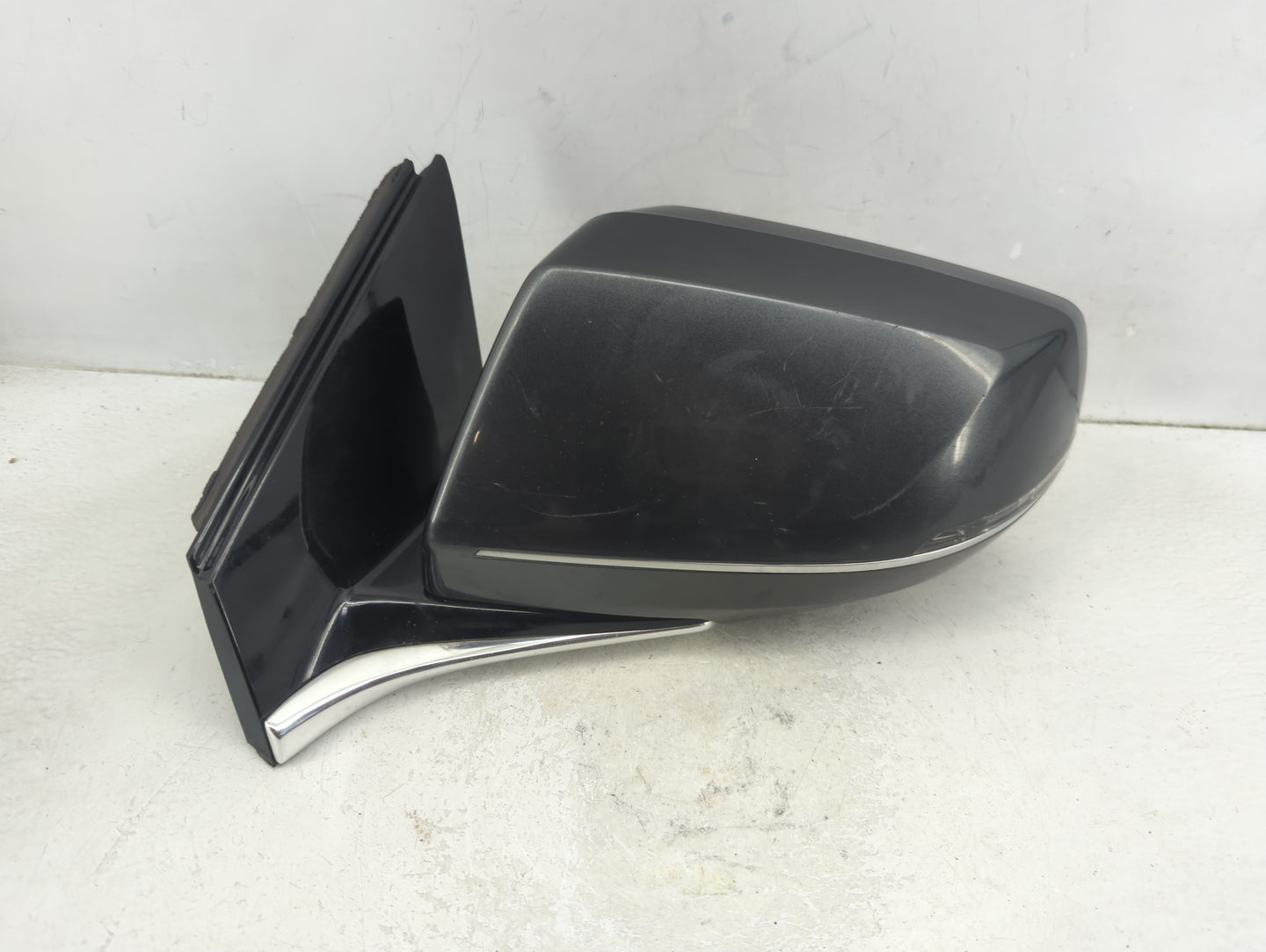 2016-2019 Cadillac Xts Driver Side View Mirror - Left Door Mirror OEM Used - Oemusedautoparts1.com