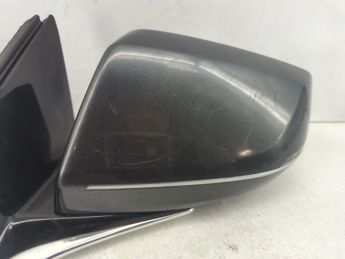 2016-2019 Cadillac Xts Driver Side View Mirror - Left Door Mirror OEM Used - Oemusedautoparts1.com