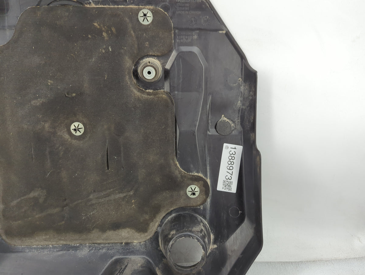 2018 Cadillac Xts Engine Cover 1388973 - Oemusedautoparts1.com