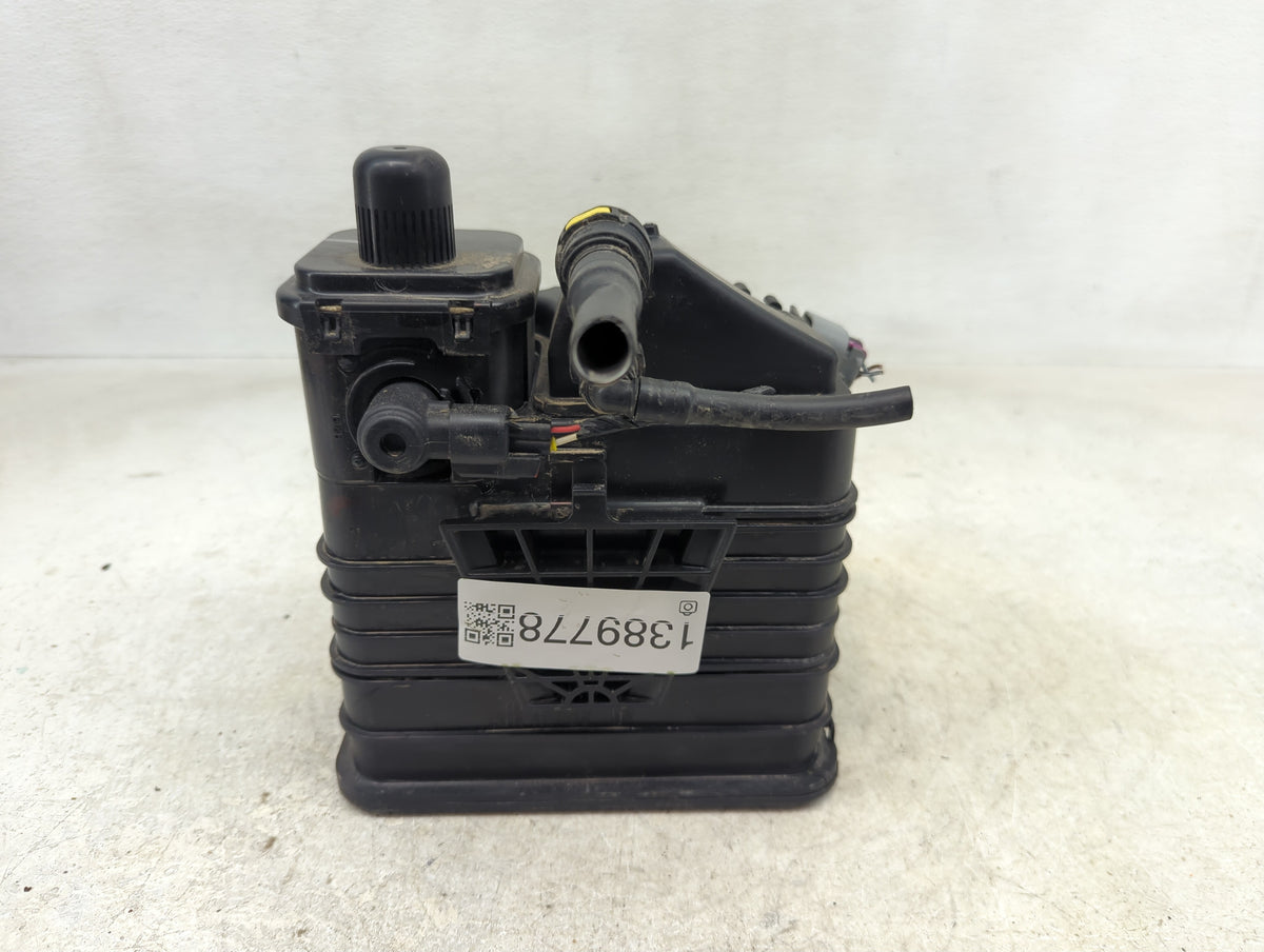 2018 Cadillac Xts Fuel Vapor Charcoal Canister 1389778 - Oemusedautoparts1.com