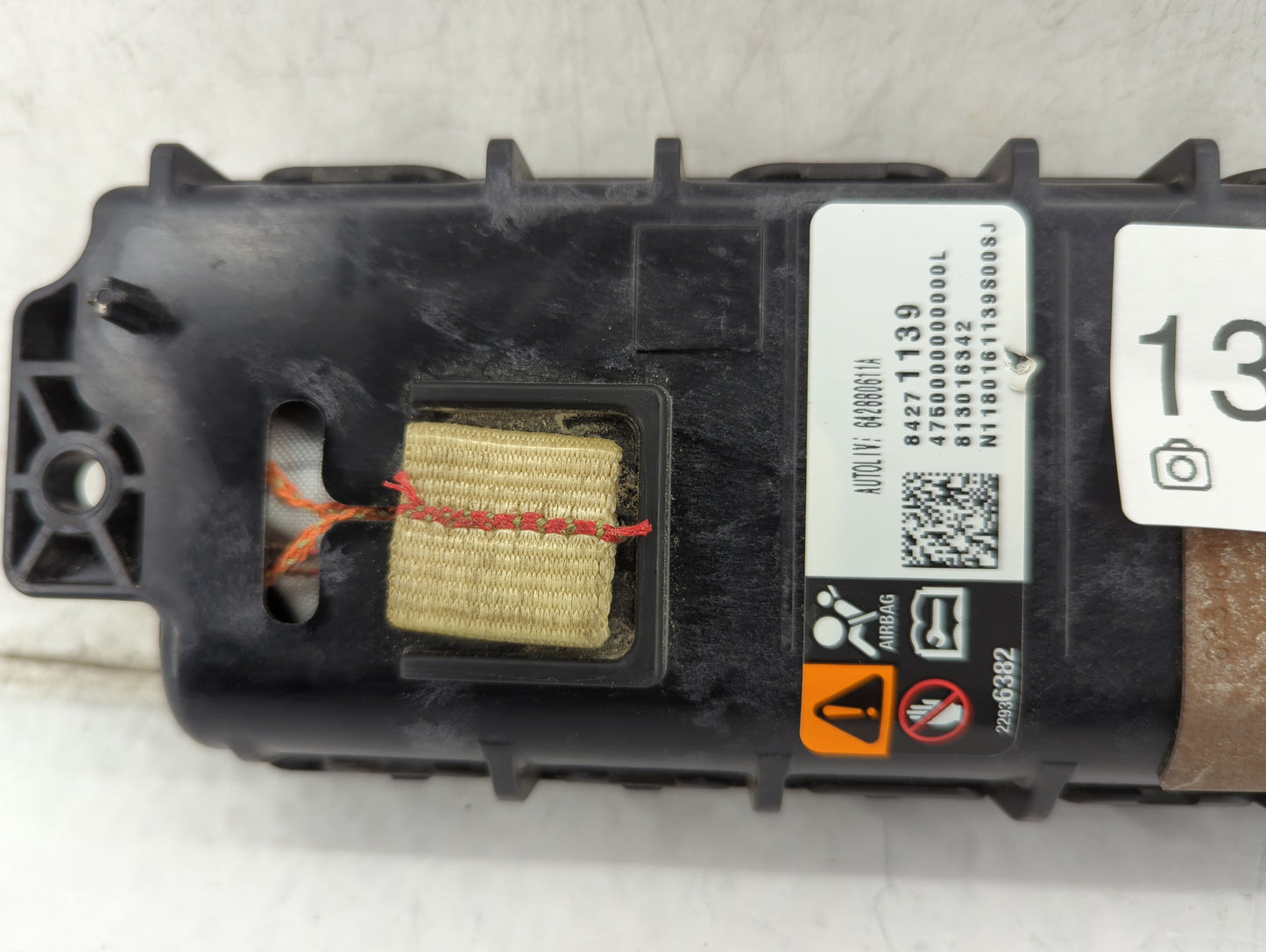 2018-2019 Cadillac Xts Air Bag Driver Left Knee OEM P/N:84271139 Fits Fits 2018 2019 OEM Used Auto Parts - Oemusedautoparts1