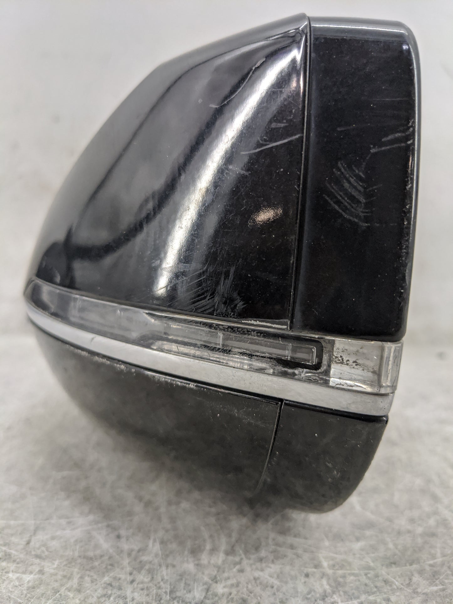 2018-2019 Cadillac Xts Driver Side View Mirror - Left Door Mirror OEM Used - Oemusedautoparts1.com