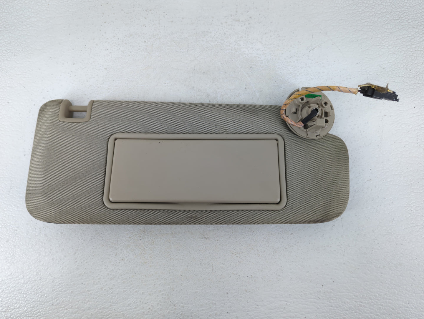 2013-2019 Cadillac Xts Sun Visor Shade Replacement Passenger Right Mirror Fits Fits 2013 2014 2015 2016 2017 2018 2019 OEM U