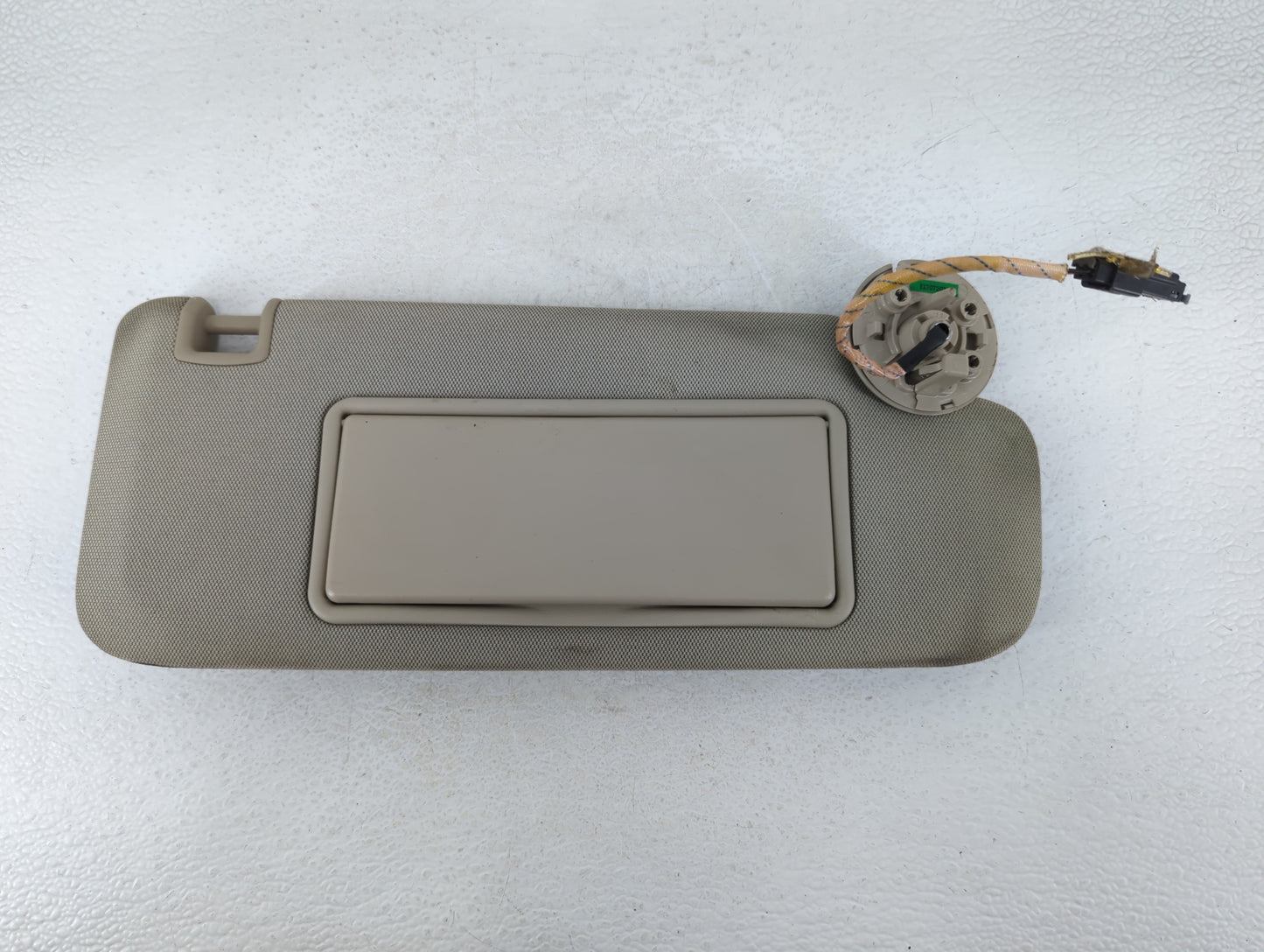 2013-2019 Cadillac Xts Sun Visor Shade Replacement Passenger Right Mirror Fits Fits 2013 2014 2015 2016 2017 2018 2019 OEM U