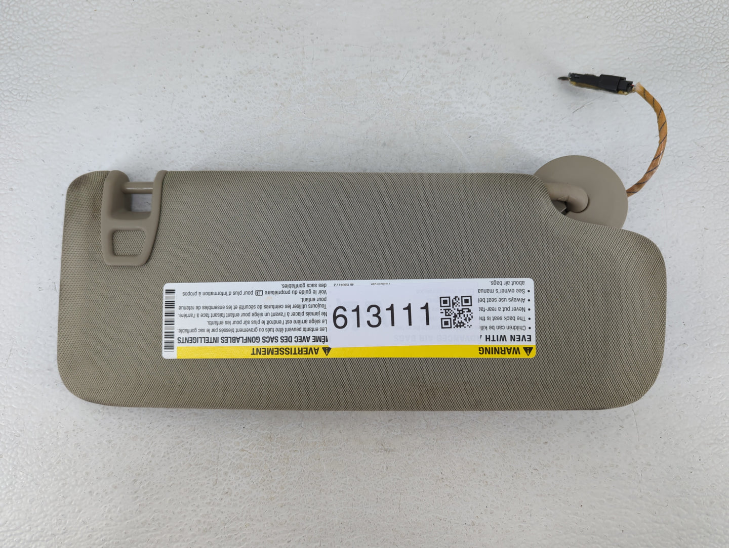 2013-2019 Cadillac Xts Sun Visor Shade Replacement Driver Left Mirror Fits Fits 2013 2014 2015 2016 2017 2018 2019 OEM Used 