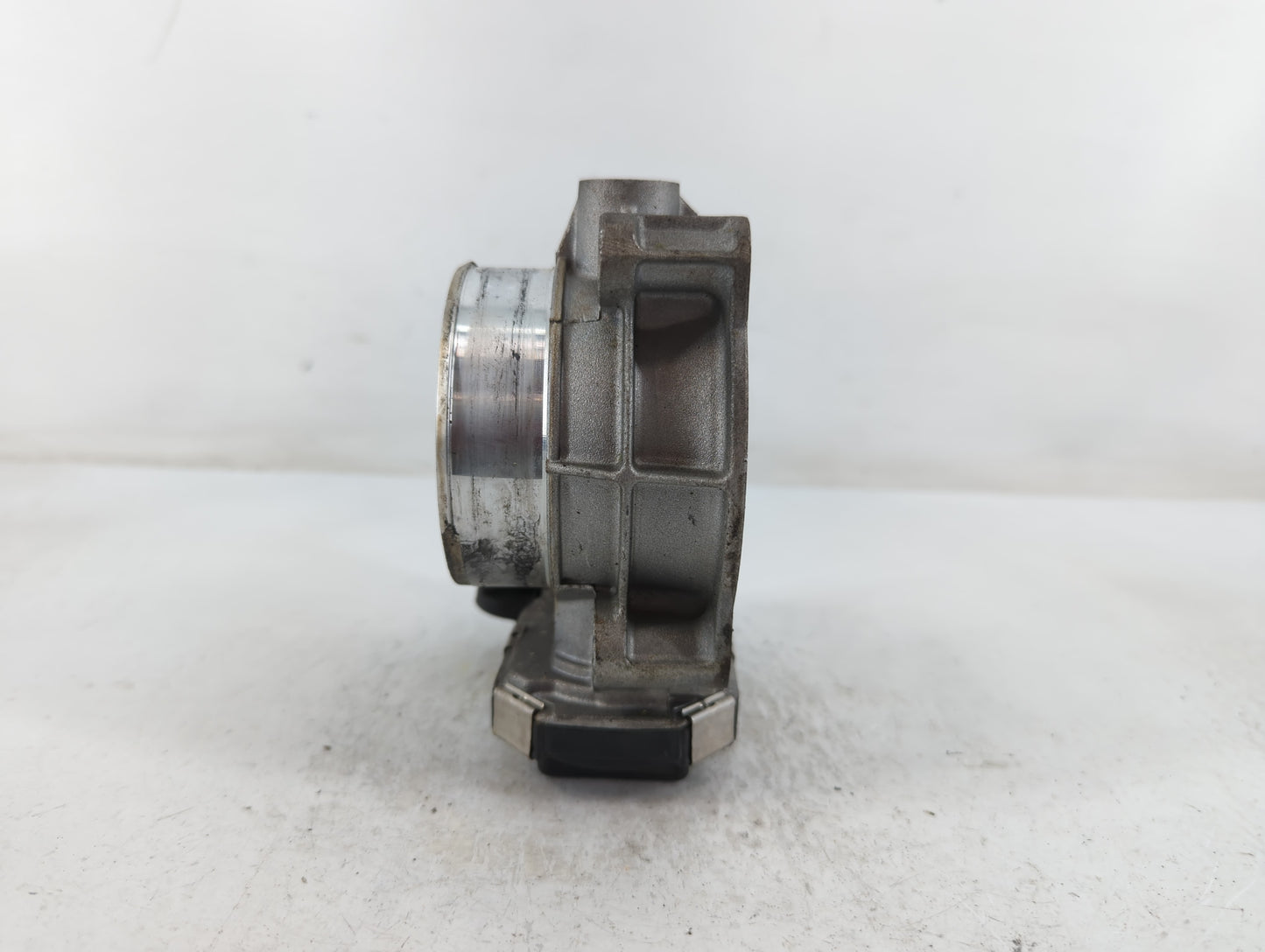 2013-2019 Cadillac Xts Throttle Body P/N:12670981AA Fits Fits 2012 2013 2014 2015 2016 2017 2018 2019 2020 2021 2022 OEM Use