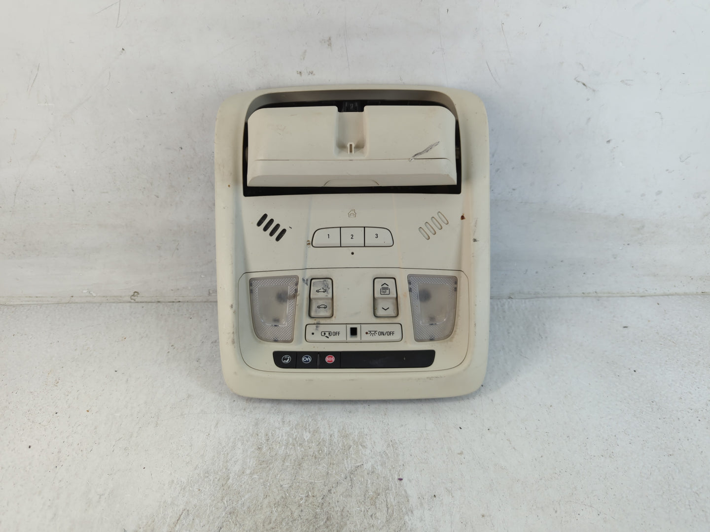 2017-2019 Cadillac Xts Overhead Roof Console - Oemusedautoparts1.com