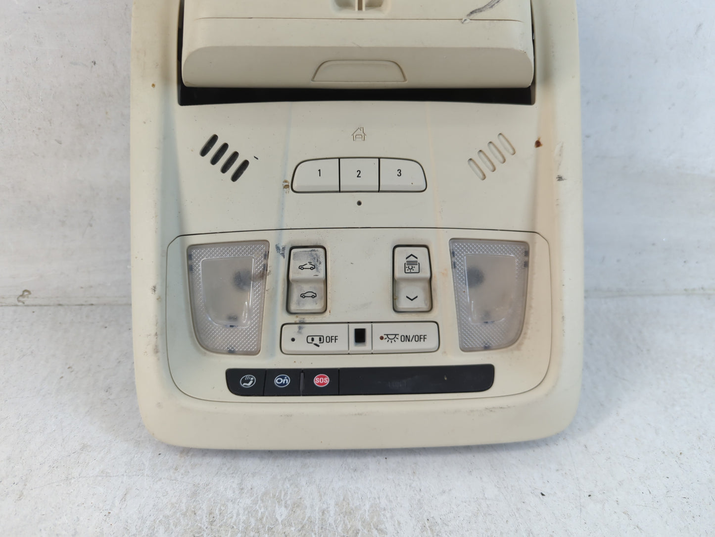 2017-2019 Cadillac Xts Overhead Roof Console - Oemusedautoparts1.com