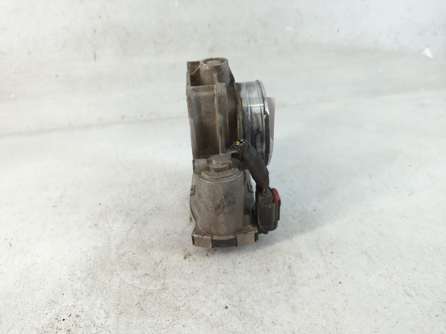 2013-2019 Cadillac Xts Throttle Body P/N:12670981AA Fits Fits 2012 2013 2014 2015 2016 2017 2018 2019 2020 2021 2022 OEM Use