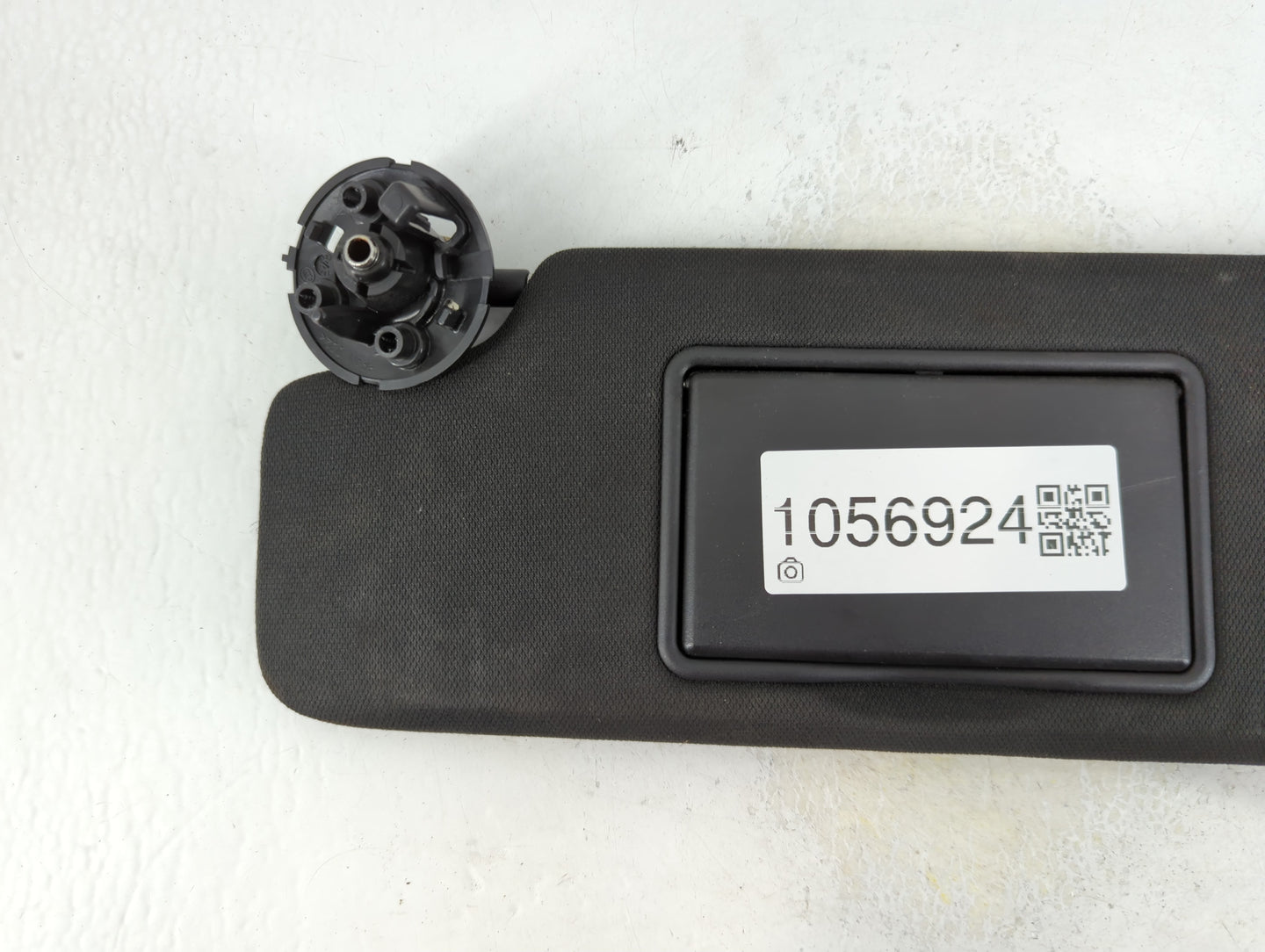 2021 Chevrolet Camaro Sun Visor Shade Replacement Passenger Right Mirror Fits OEM Used Auto Parts - Oemusedautoparts1.com