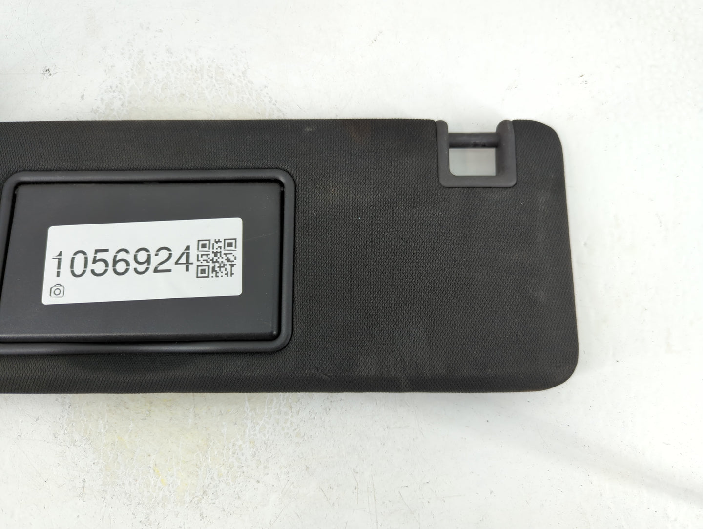 2021 Chevrolet Camaro Sun Visor Shade Replacement Passenger Right Mirror Fits OEM Used Auto Parts - Oemusedautoparts1.com