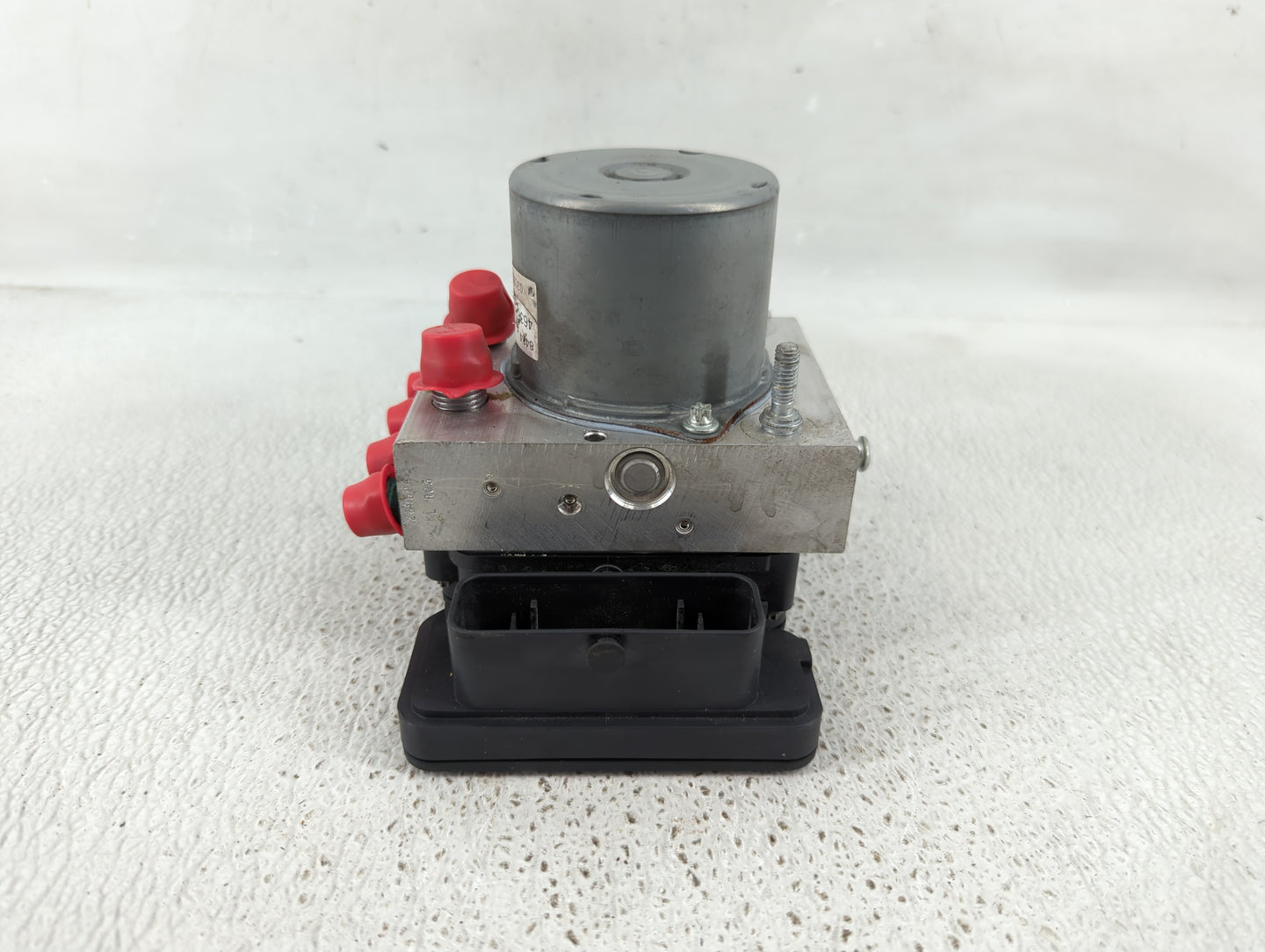 2018 Chevrolet Camaro ABS Pump Control Module Replacement P/N:84244636 Fits OEM Used Auto Parts - Oemusedautoparts1.com