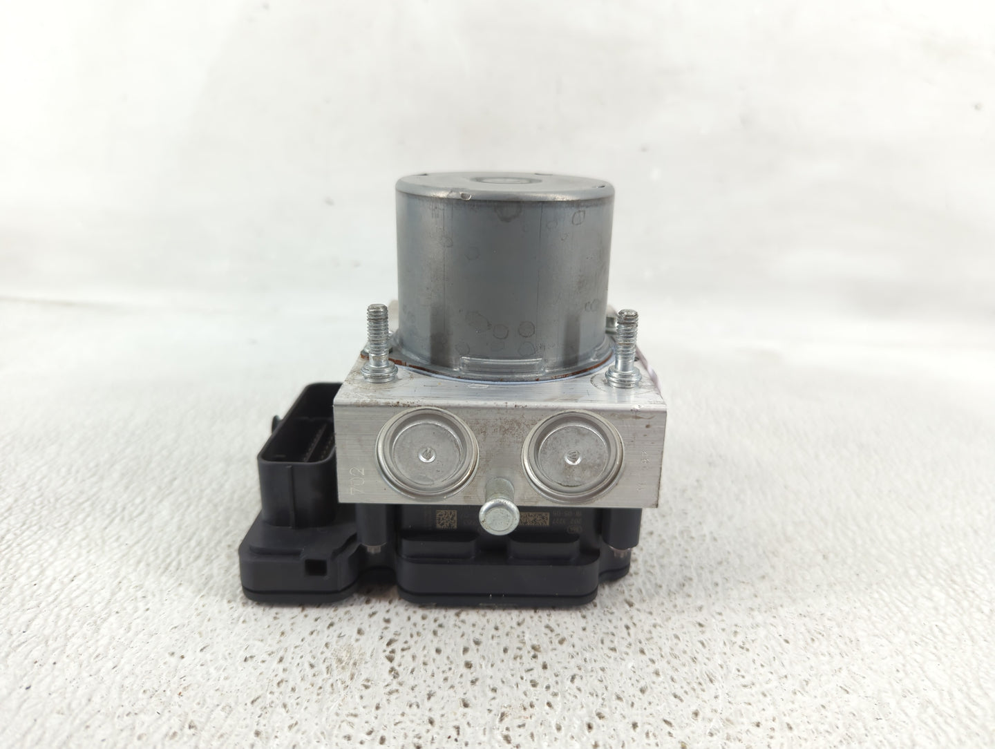 2018 Chevrolet Camaro ABS Pump Control Module Replacement P/N:84244636 Fits OEM Used Auto Parts - Oemusedautoparts1.com