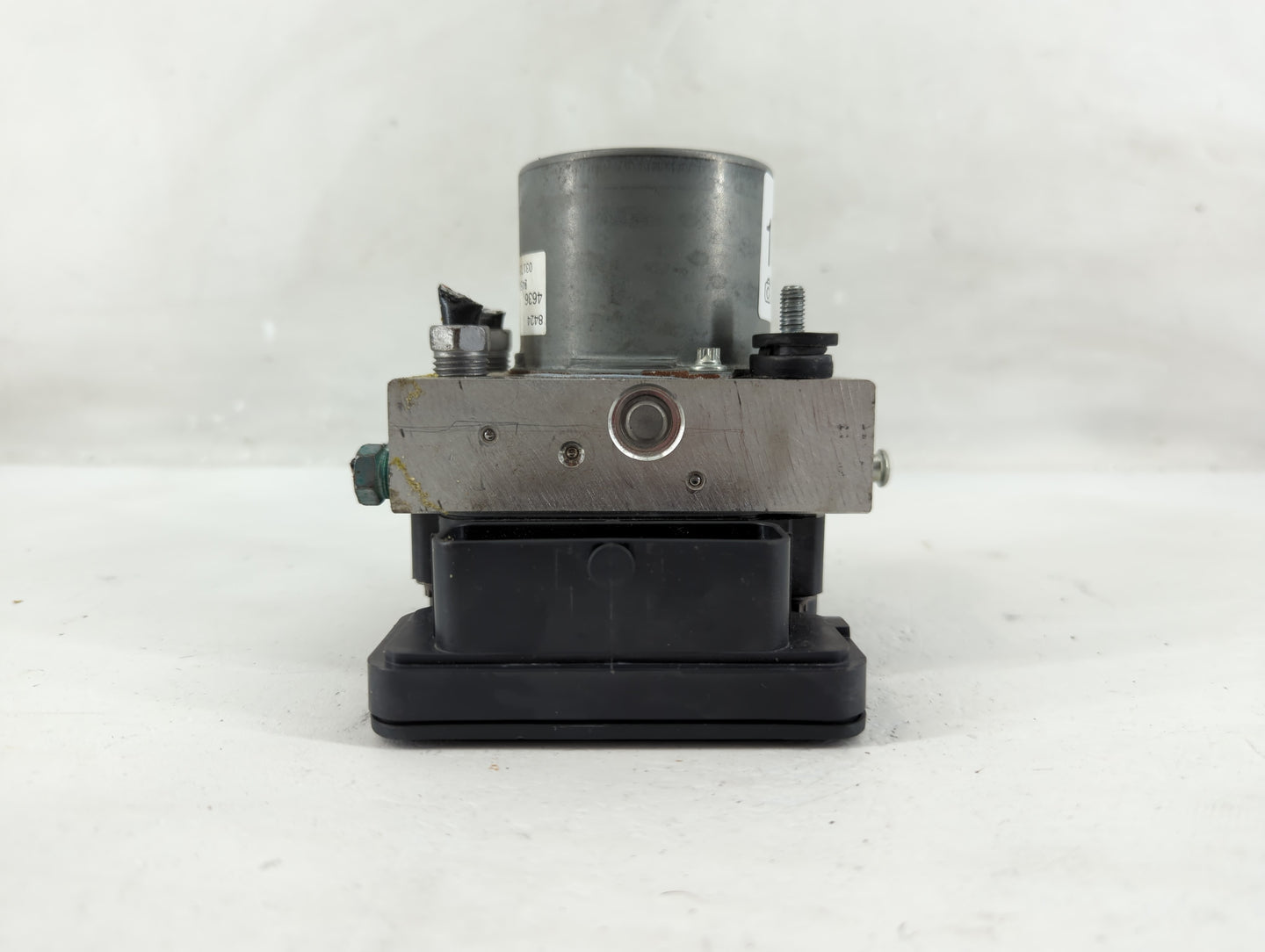 2018 Chevrolet Camaro ABS Pump Control Module Replacement P/N:8424 4636 065055766 Fits OEM Used Auto Parts - Oemusedautopart