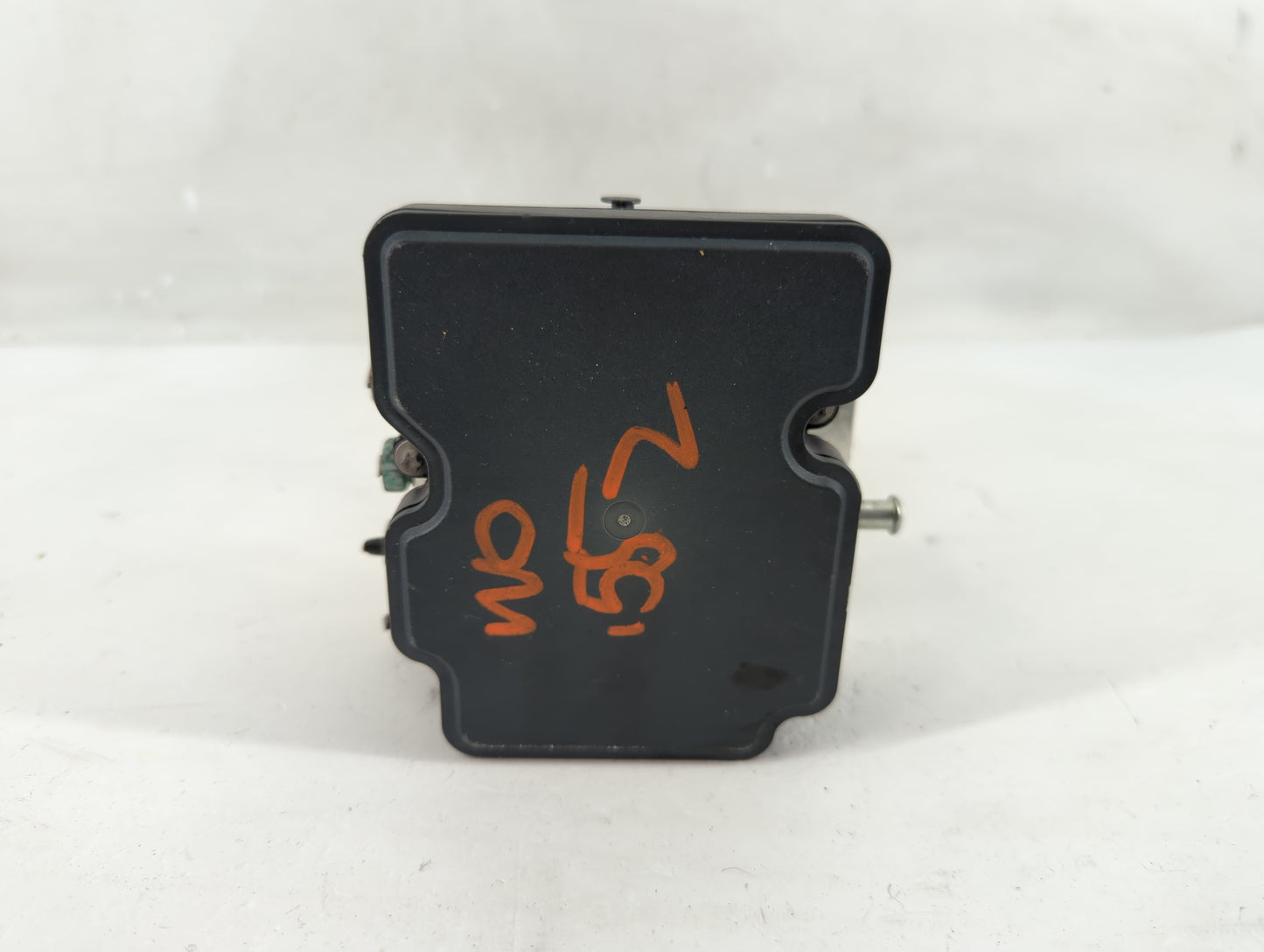 2018 Chevrolet Camaro ABS Pump Control Module Replacement P/N:8424 4636 065055766 Fits OEM Used Auto Parts - Oemusedautopart