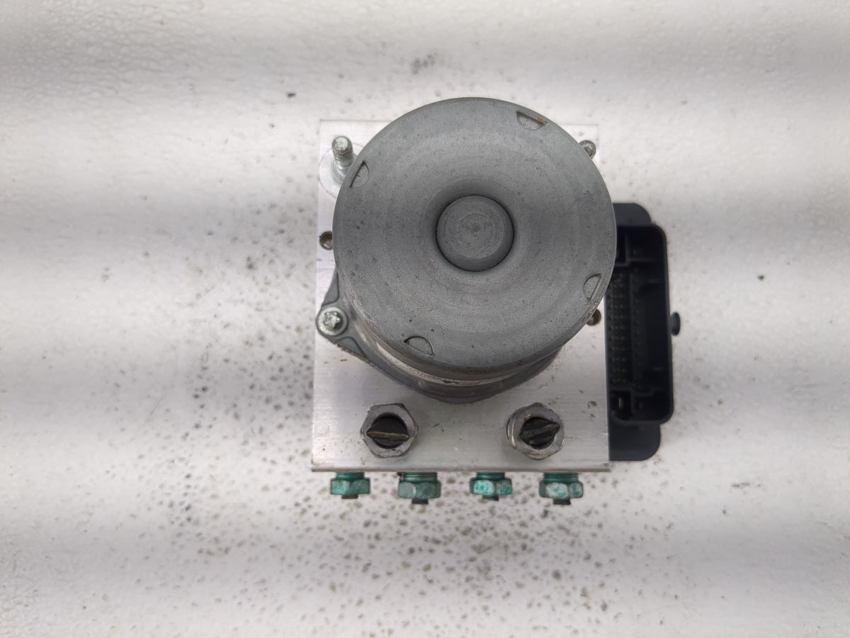 2018 Chevrolet Camaro Anti-Lock Brake ABS Pump Module Actuator OEM P/N:065055766 8424 4636 Fits OEM Used Auto Parts - Oemuse