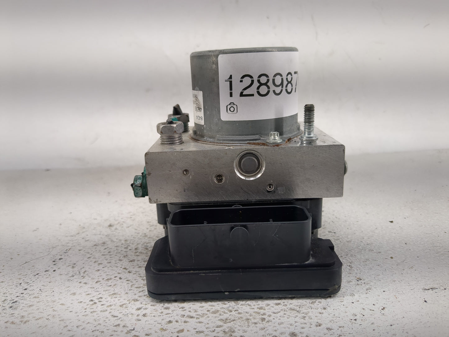 2018 Chevrolet Camaro ABS Pump Control Module Replacement P/N:065055766 8424 4636 Fits OEM Used Auto Parts - Oemusedautopart