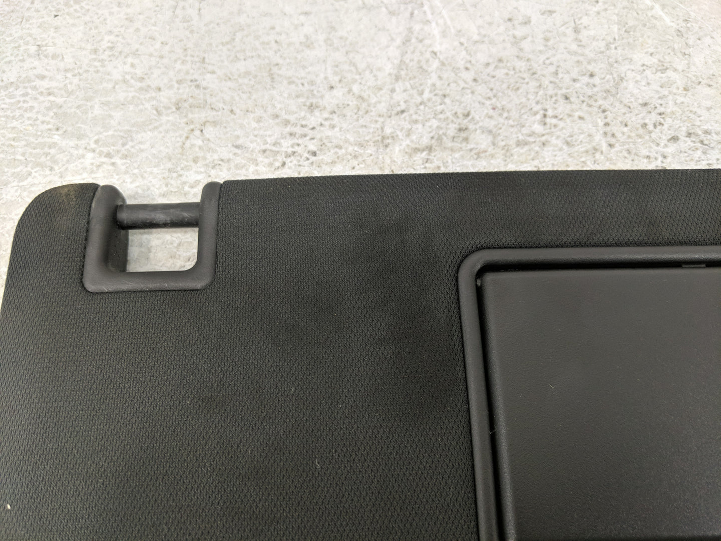2021 Chevrolet Camaro Sun Visor Shade Replacement Passenger Right Mirror Fits OEM Used Auto Parts - Oemusedautoparts1.com