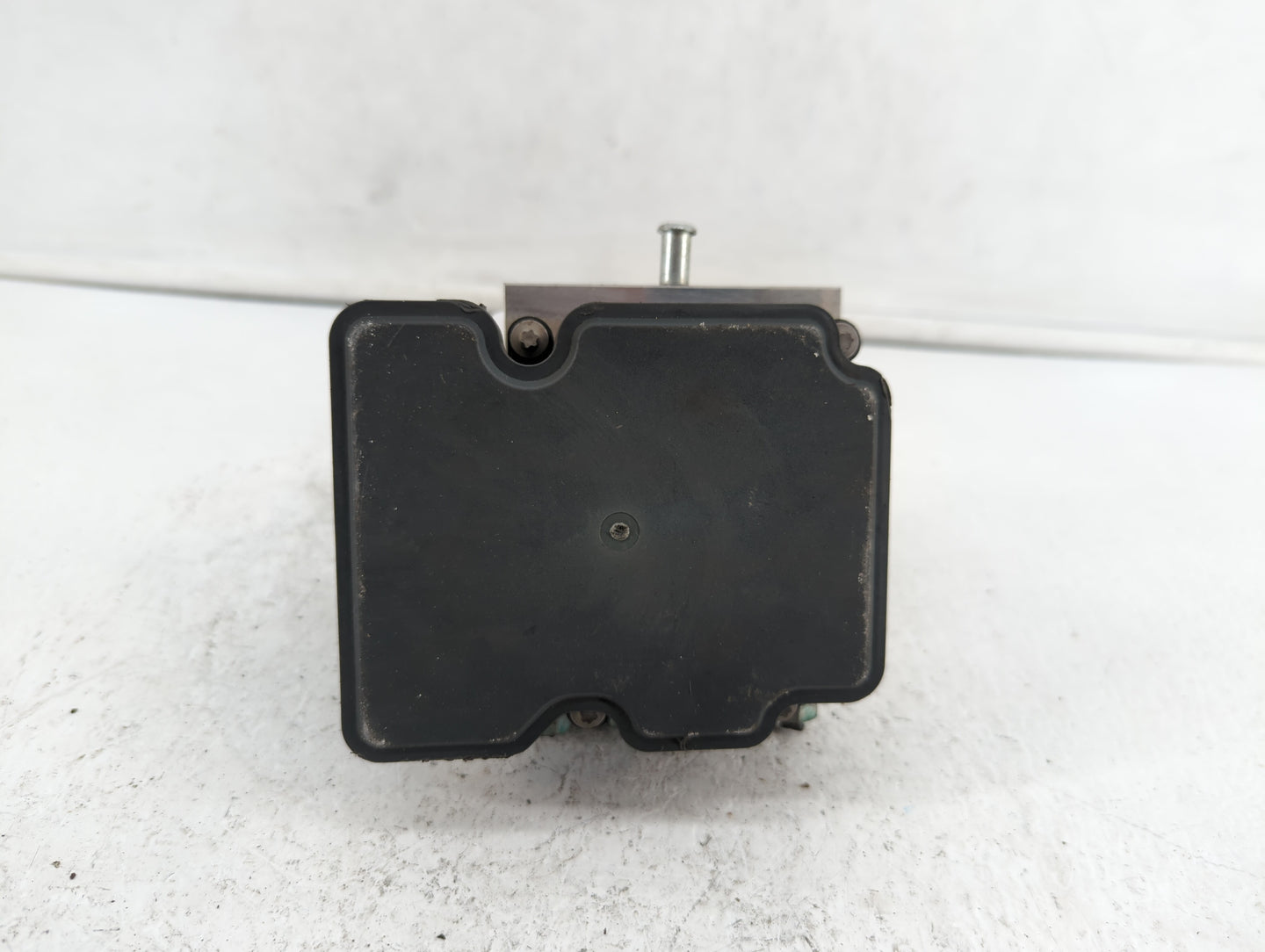 2017 Chevrolet Camaro ABS Pump Control Module Replacement P/N:84244637 84089247 Fits OEM Used Auto Parts - Oemusedautoparts1
