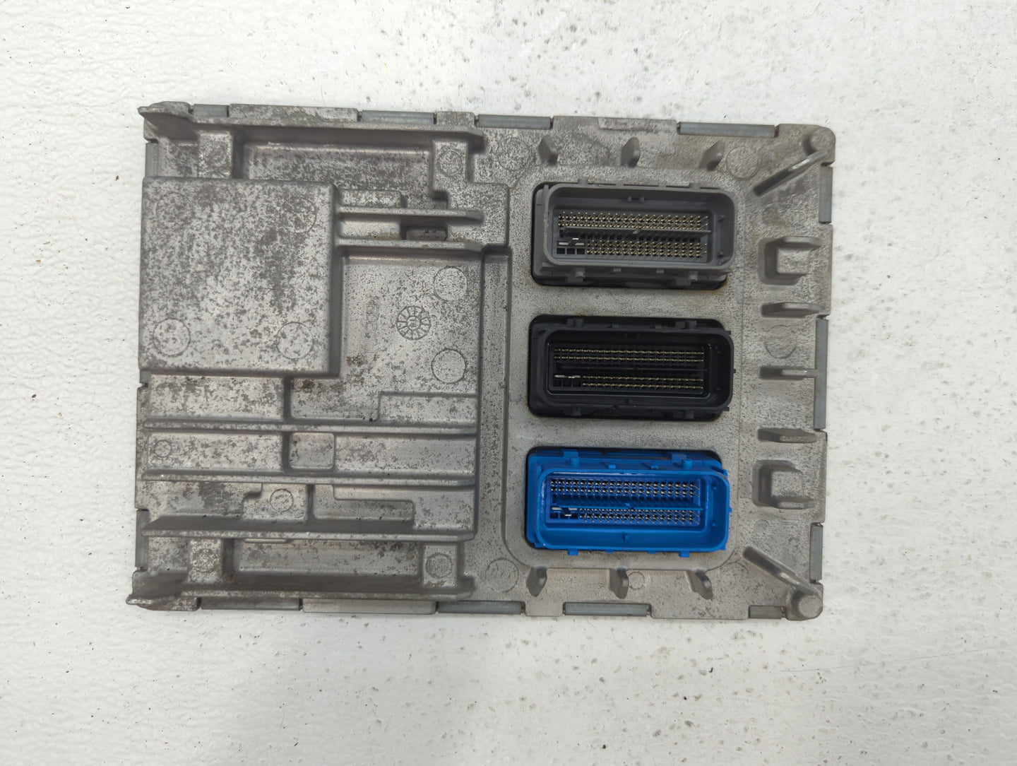 2016-2021 Chevrolet Camaro PCM Engine Control Computer ECU ECM PCU OEM P/N:12686058 12683348 Fits OEM Used Auto Parts - Oemu