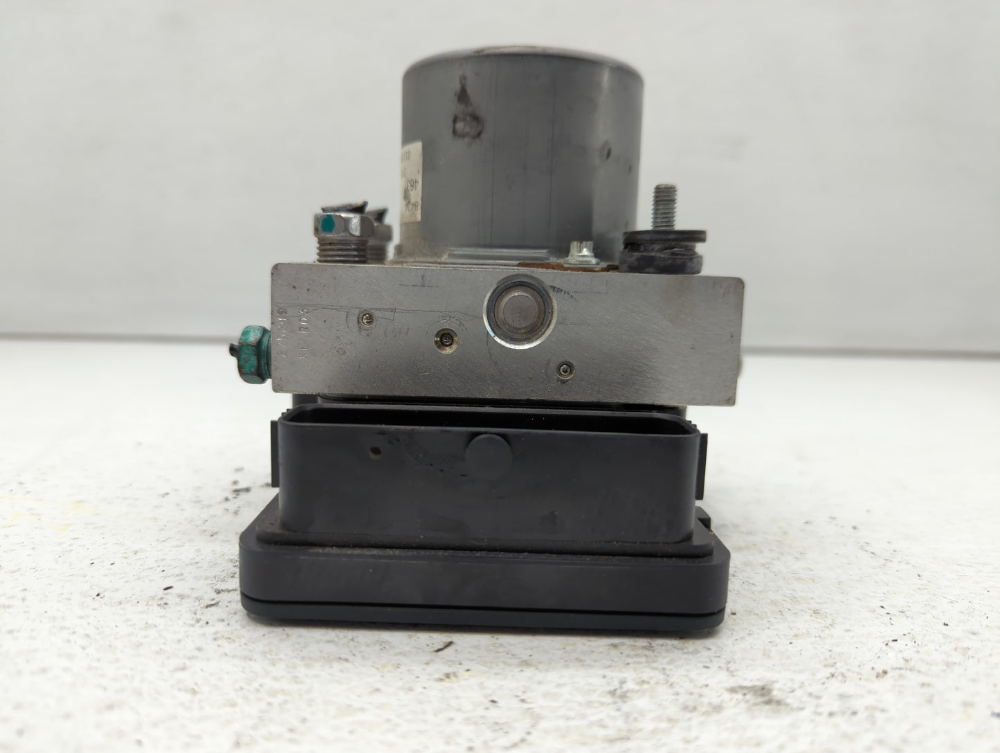 2018 Chevrolet Camaro ABS Pump Control Module Replacement P/N:84244637 Fits OEM Used Auto Parts - Oemusedautoparts1.com