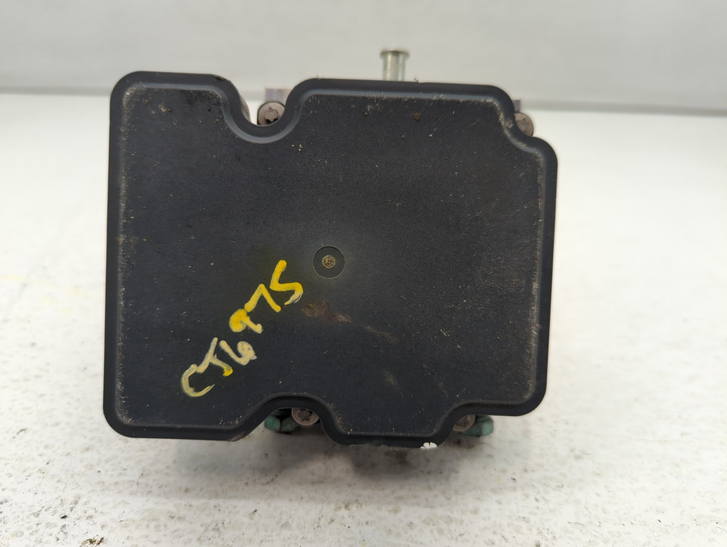 2018 Chevrolet Camaro ABS Pump Control Module Replacement P/N:84244637 Fits OEM Used Auto Parts - Oemusedautoparts1.com