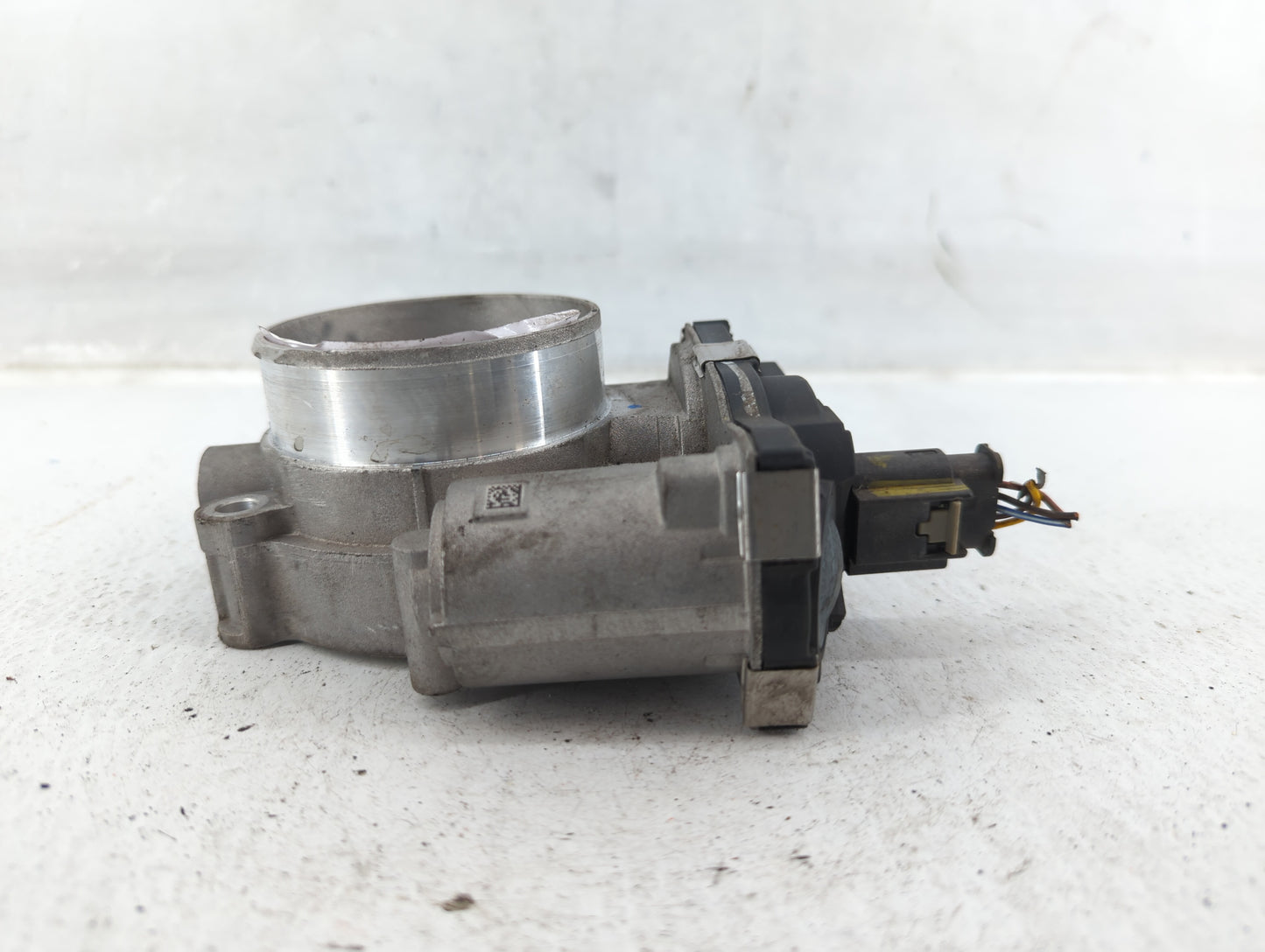 2016-2021 Chevrolet Camaro Throttle Body P/N:12671014 Fits Fits 2016 2017 2018 2019 2020 2021 2022 OEM Used Auto Parts - Oem