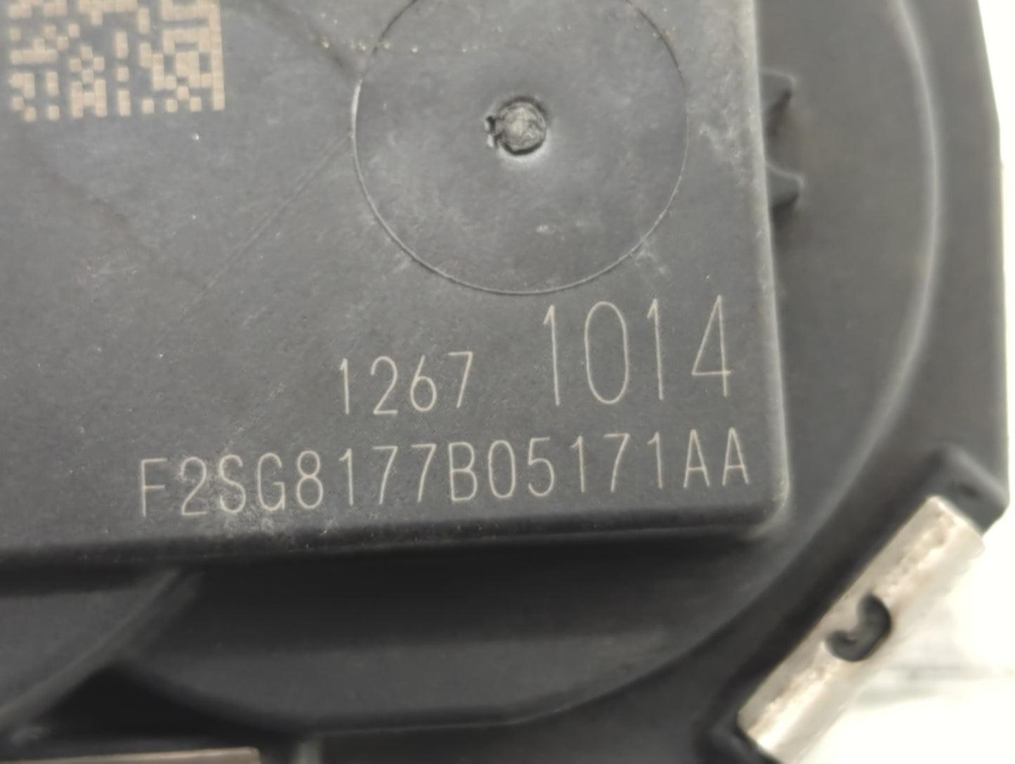 2016-2021 Chevrolet Camaro Throttle Body P/N:12671014 Fits Fits 2016 2017 2018 2019 2020 2021 2022 OEM Used Auto Parts - Oem