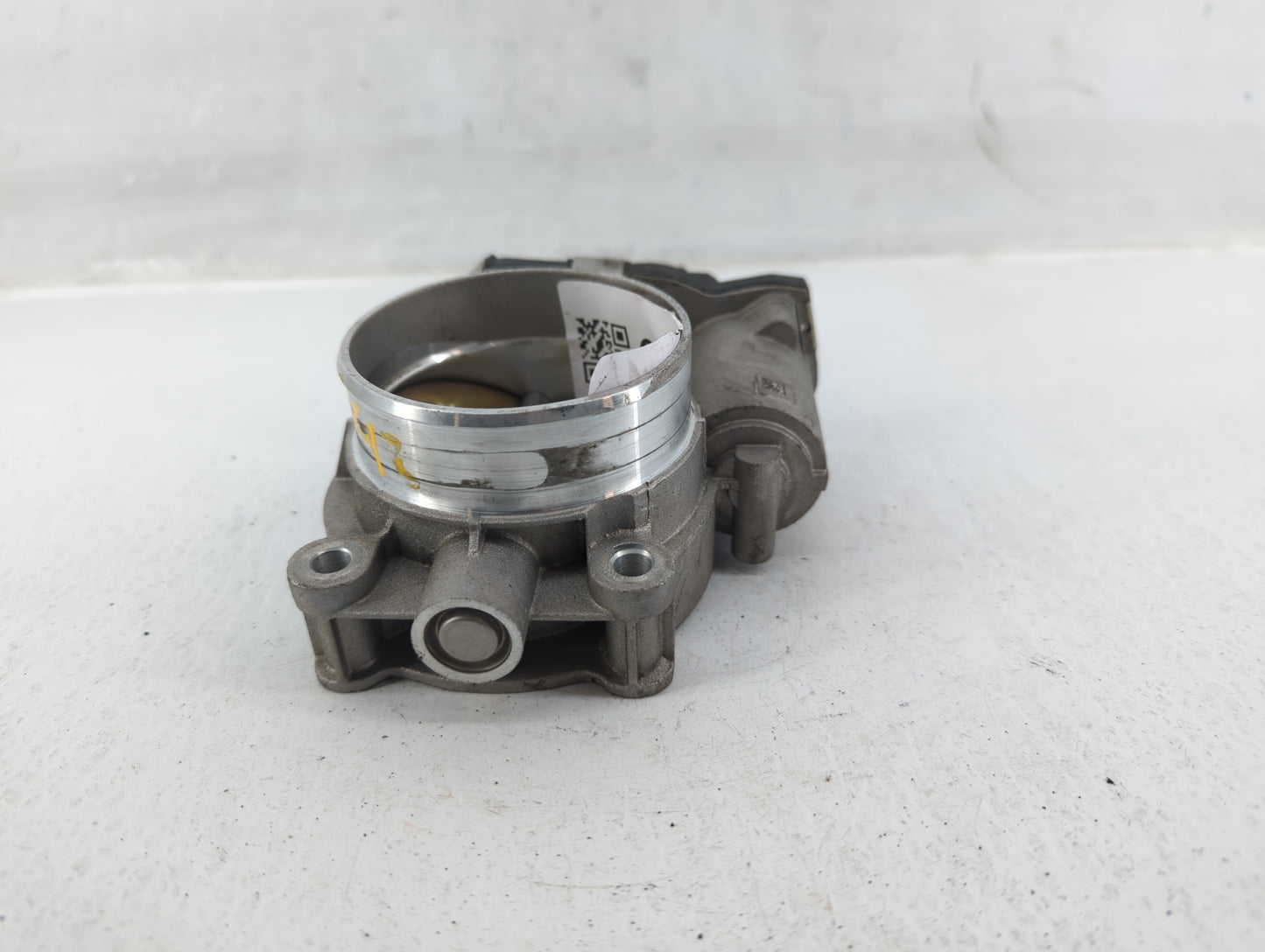 2016-2021 Chevrolet Camaro Throttle Body P/N:12671014 Fits Fits 2016 2017 2018 2019 2020 2021 2022 OEM Used Auto Parts - Oem